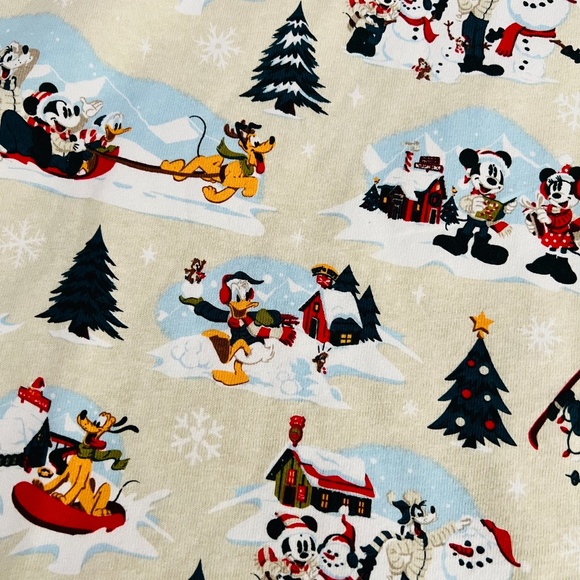 Disney - Snow Much Fun, Christmas Spirit Jersey, New with Tags - Picture 3 of 3